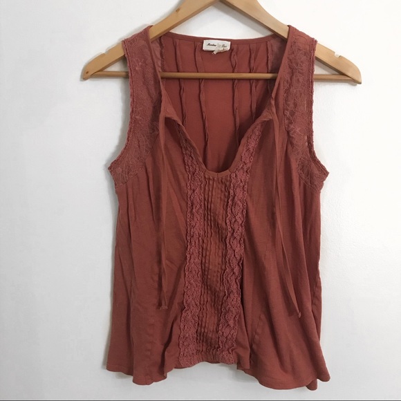 Anthropologie Tops - Meadow Rue Anthropologie tank top w/ lace medium